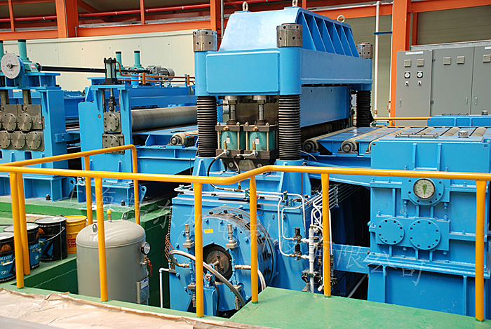 HTD系列應(yīng)用于大型軋機(jī) HTD系列應(yīng)用于大型軋機(jī)